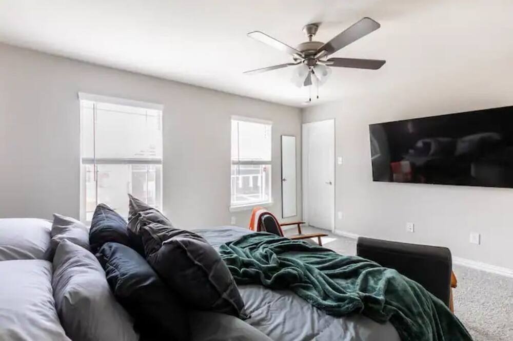 Photo of Bedroom in Mesquite