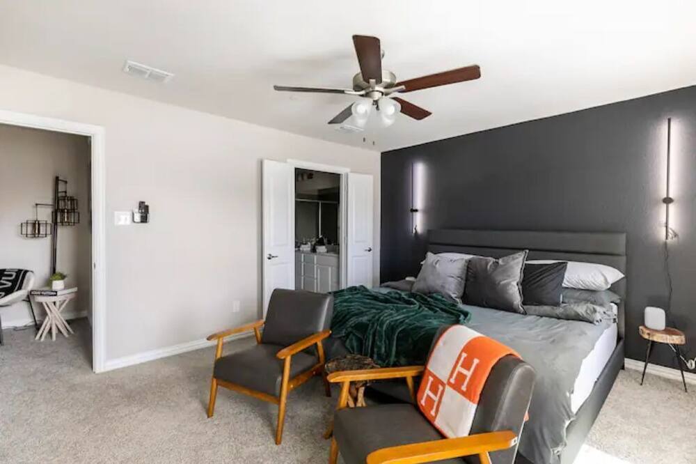Photo of Bedroom in Mesquite