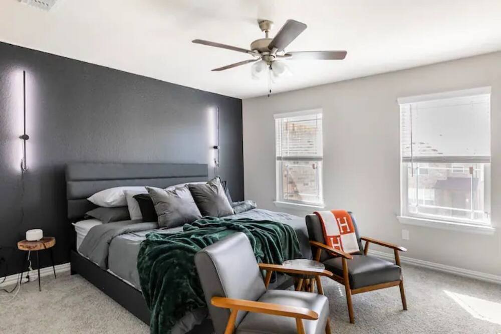 Photo of Bedroom in Mesquite