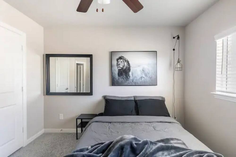 Photo of Bedroom in Mesquite