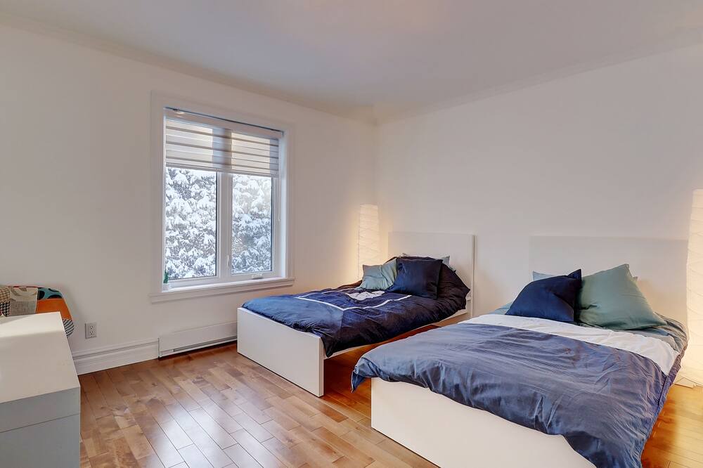 Photo of Bedroom in Dunham