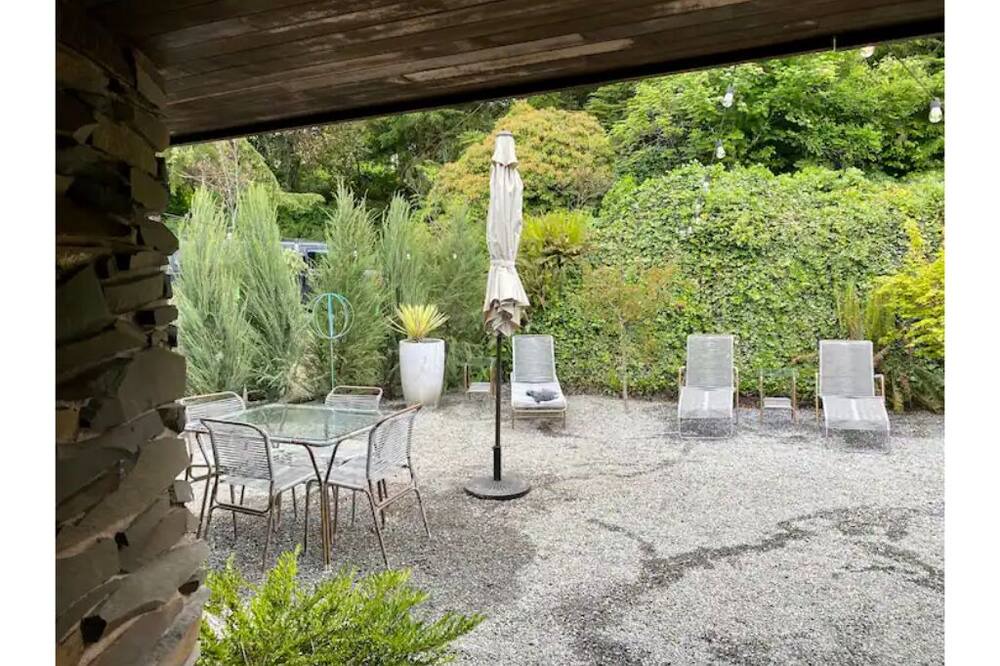 Photo of Patio Balcony in Burley
