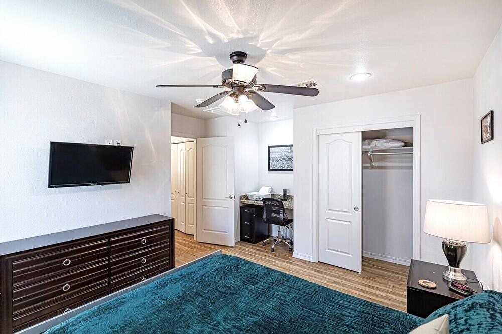 Photo of Bedroom in Alamogordo