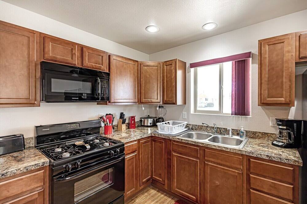 Photo of Kitchen in Alamogordo