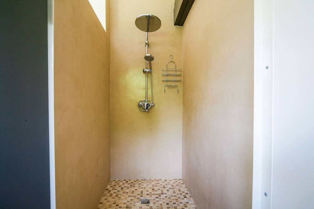 Photo of Bathroom in Aubeterre-sur-Dronne