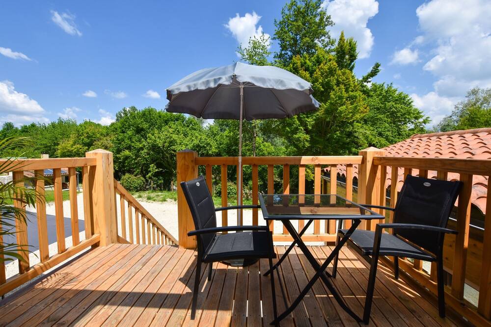 Photo of Patio Balcony in Aubeterre-sur-Dronne