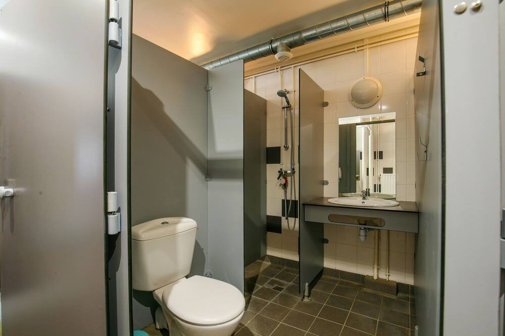 Photo of Bathroom in Aubeterre-sur-Dronne