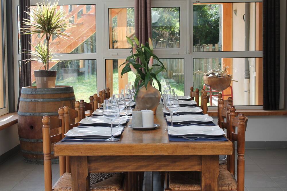 Photo of Livingroom in Aubeterre-sur-Dronne