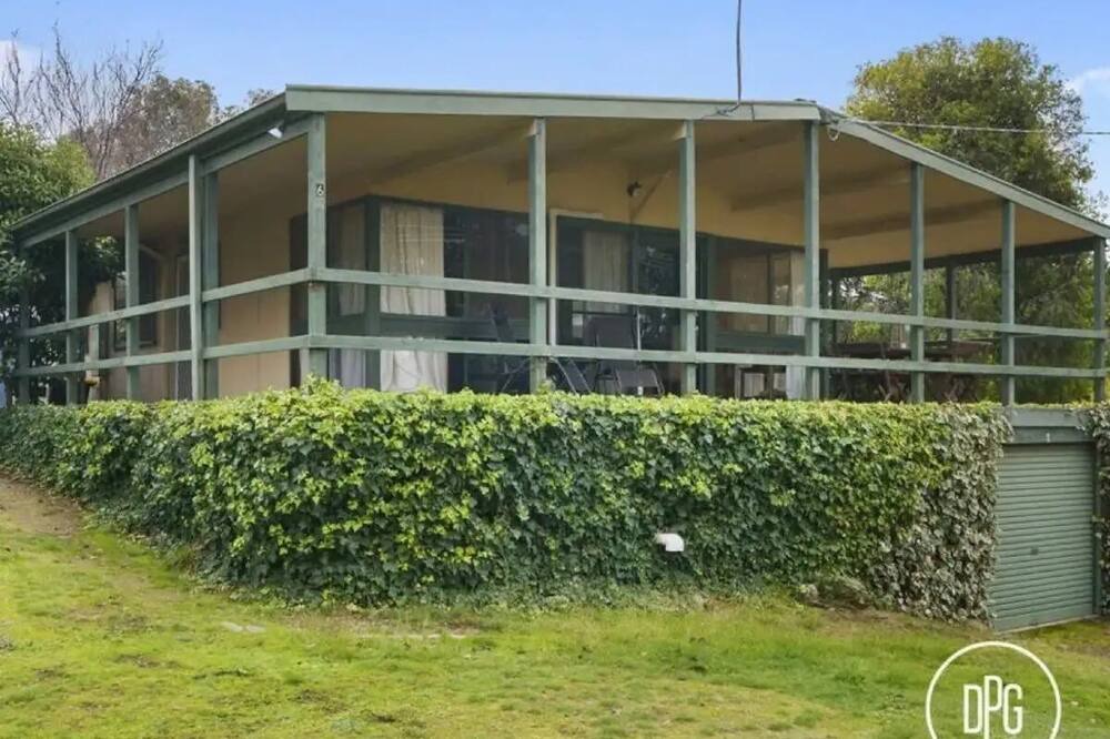 Photo of Outdoor in Goughs Bay