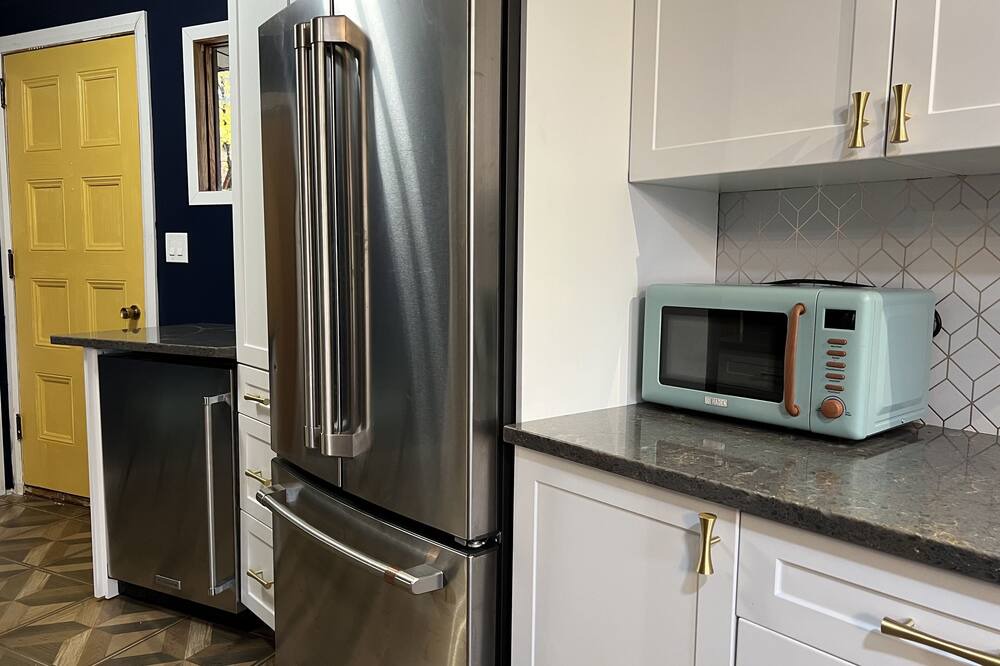 Photo of Kitchen in Utterson
