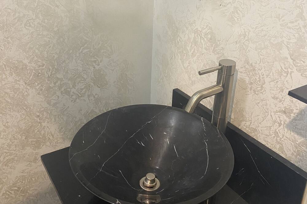 Photo of Bathroom in Wilmington