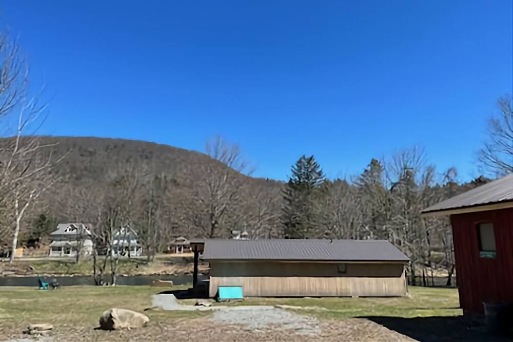 Photo of Others in Roscoe