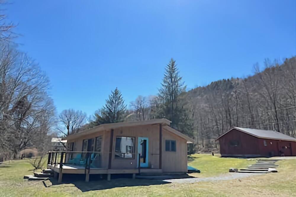 Photo of Outdoor in Roscoe