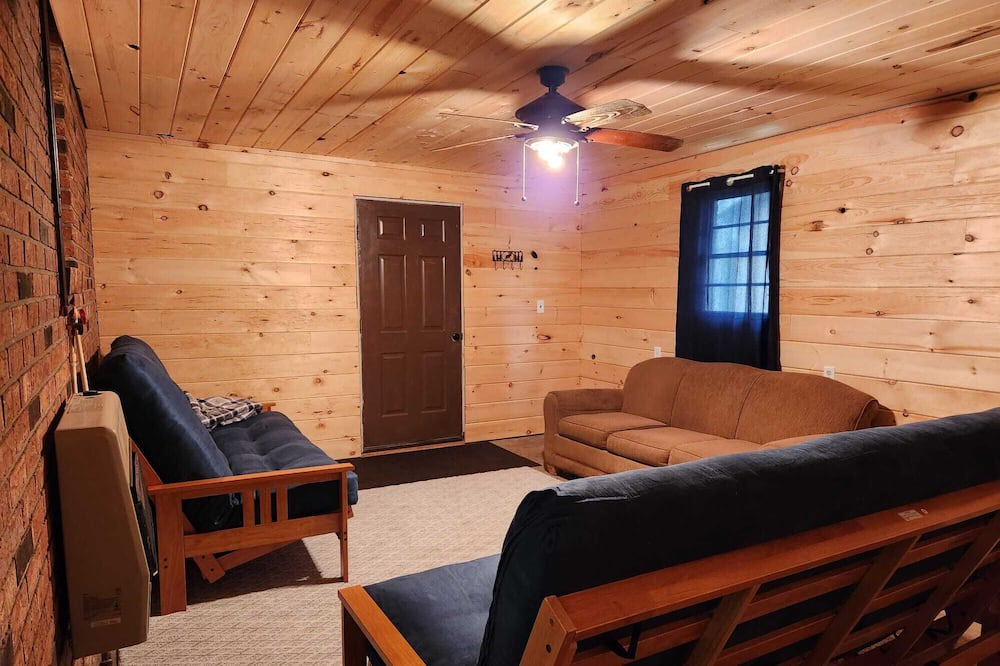 Photo of Bedroom in Dunklin County