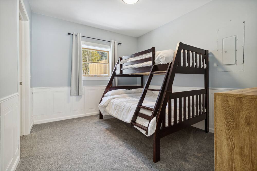 Photo of Bedroom in Farwell