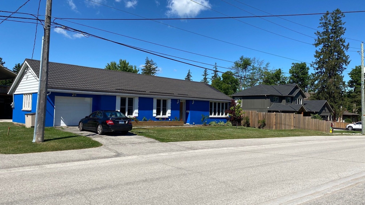 Photo of Buildings in Fergus