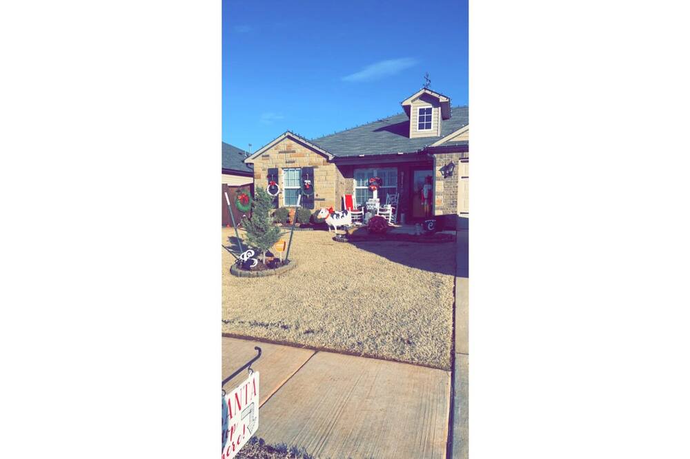 Photo of Outdoor in Noble