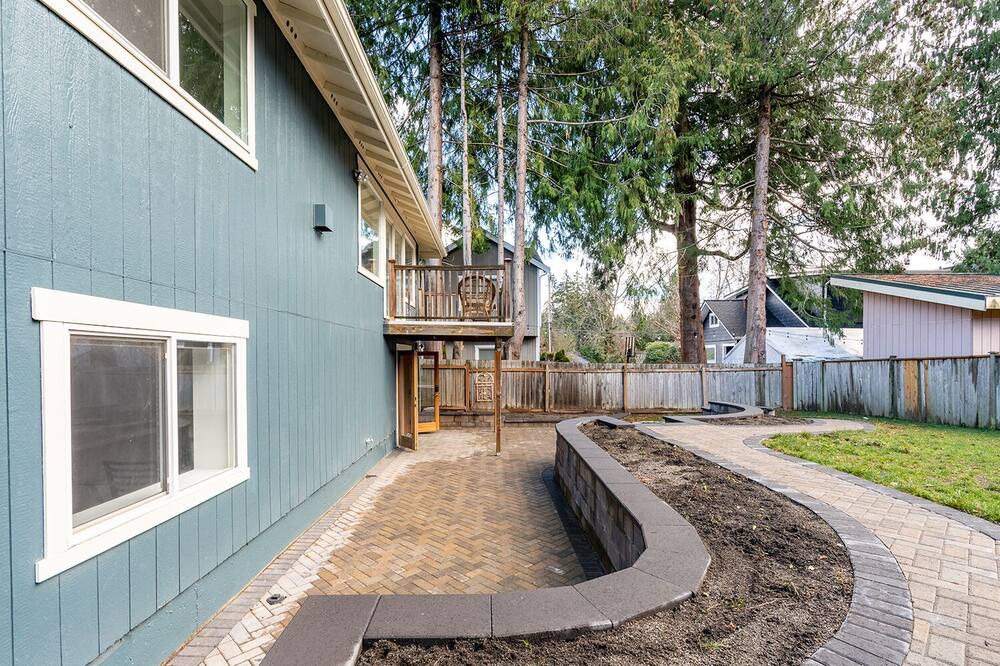 Photo of Outdoor in Haller Lake