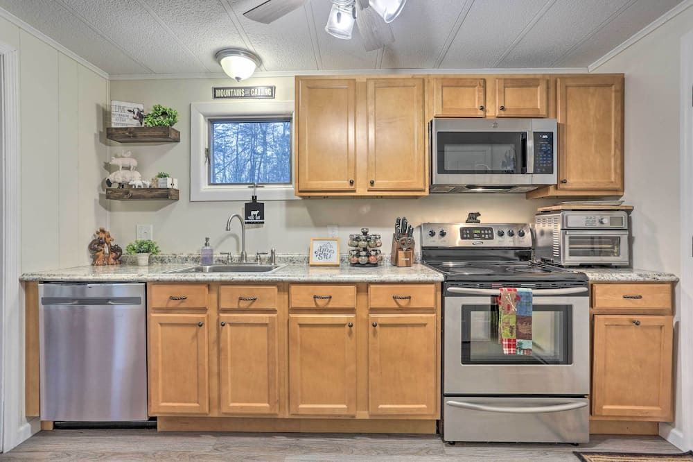 Photo of Kitchen in Lackawaxen