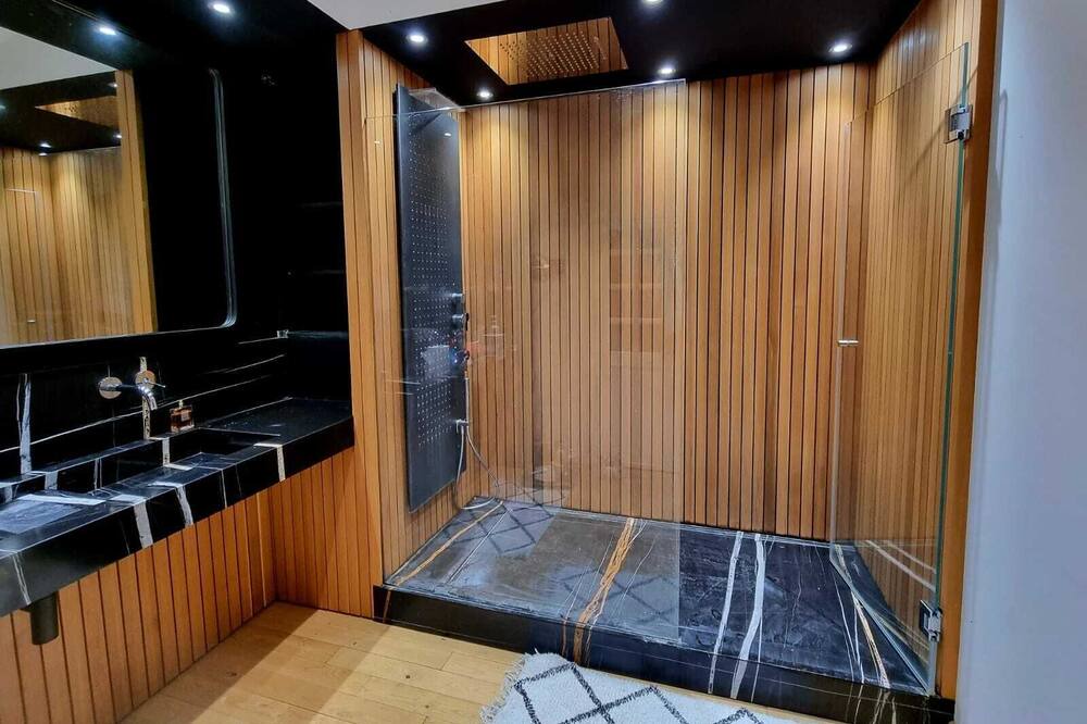 Photo of Bathroom in Leguillac-de-l'Auche