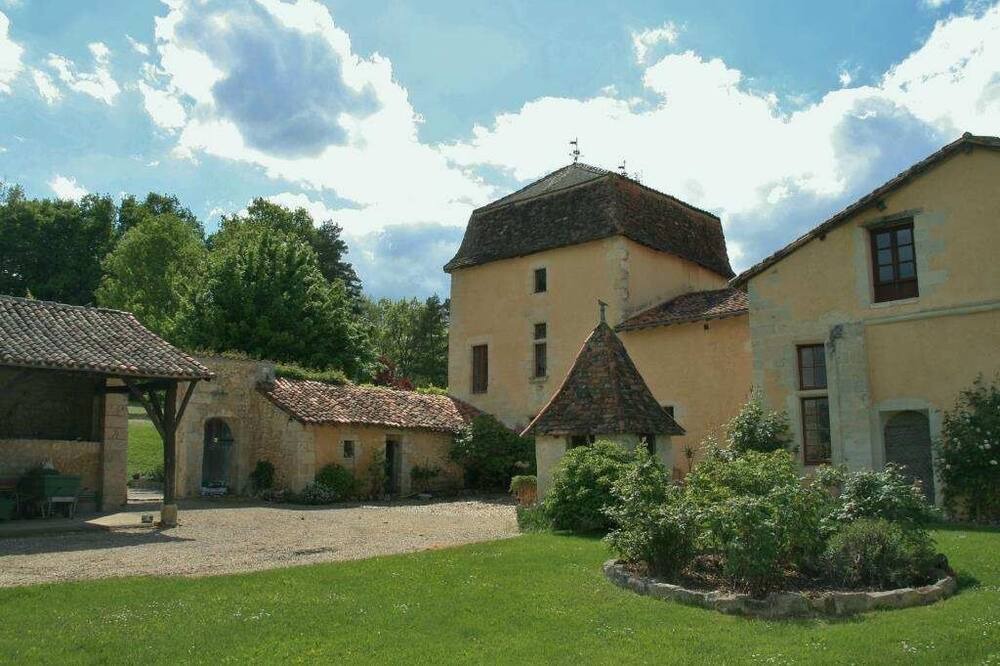 Photo of Outdoor in Leguillac-de-l'Auche