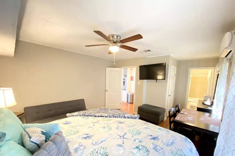 Photo of Bedroom in Hattiesburg