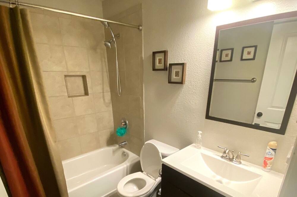 Photo of Bathroom in Bell County