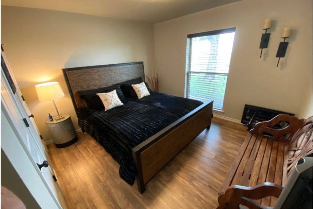 Photo of Bedroom in Bell County