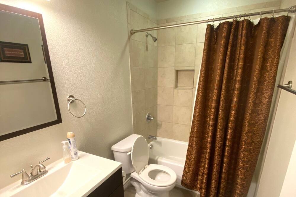 Photo of Bathroom in Bell County