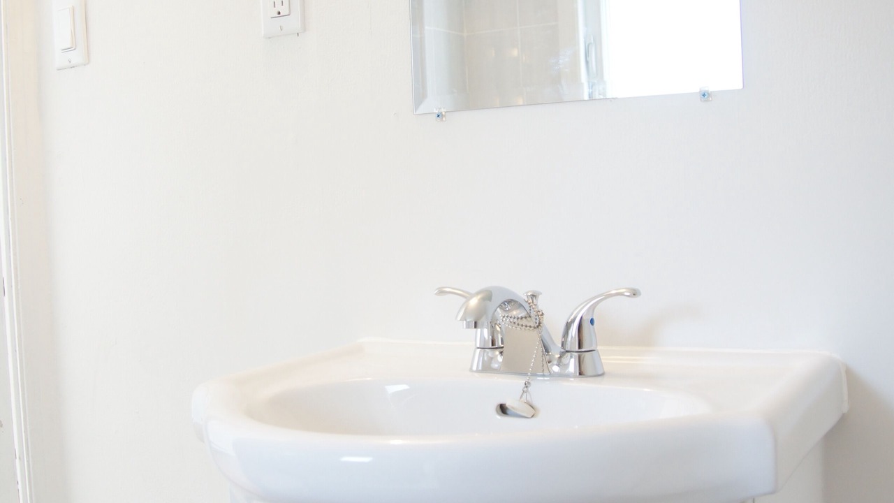 Photo of Bathroom in Laval
