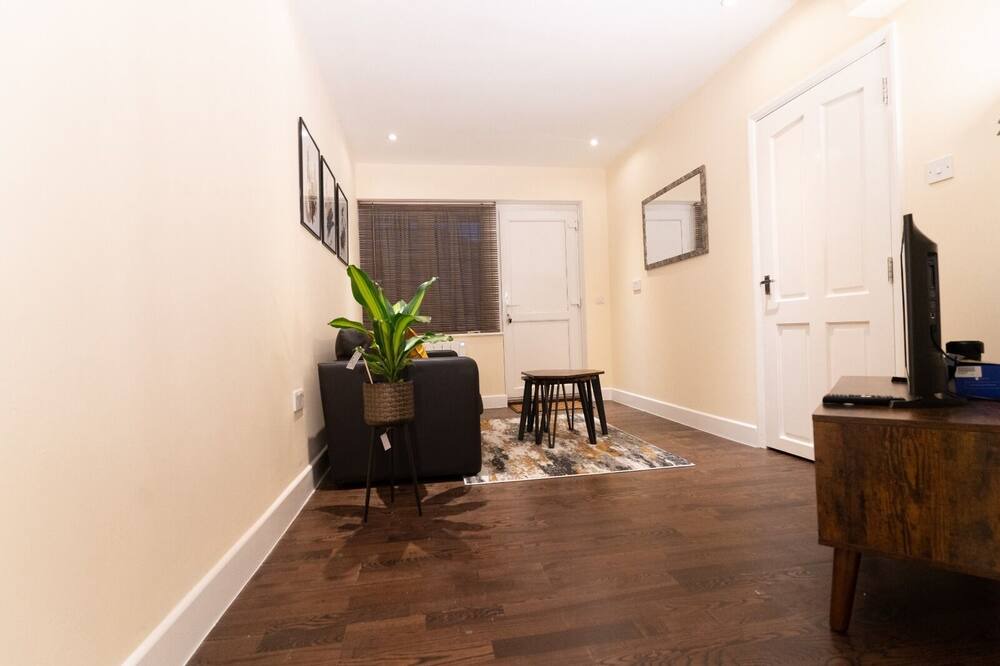 Photo of Others in Alibon