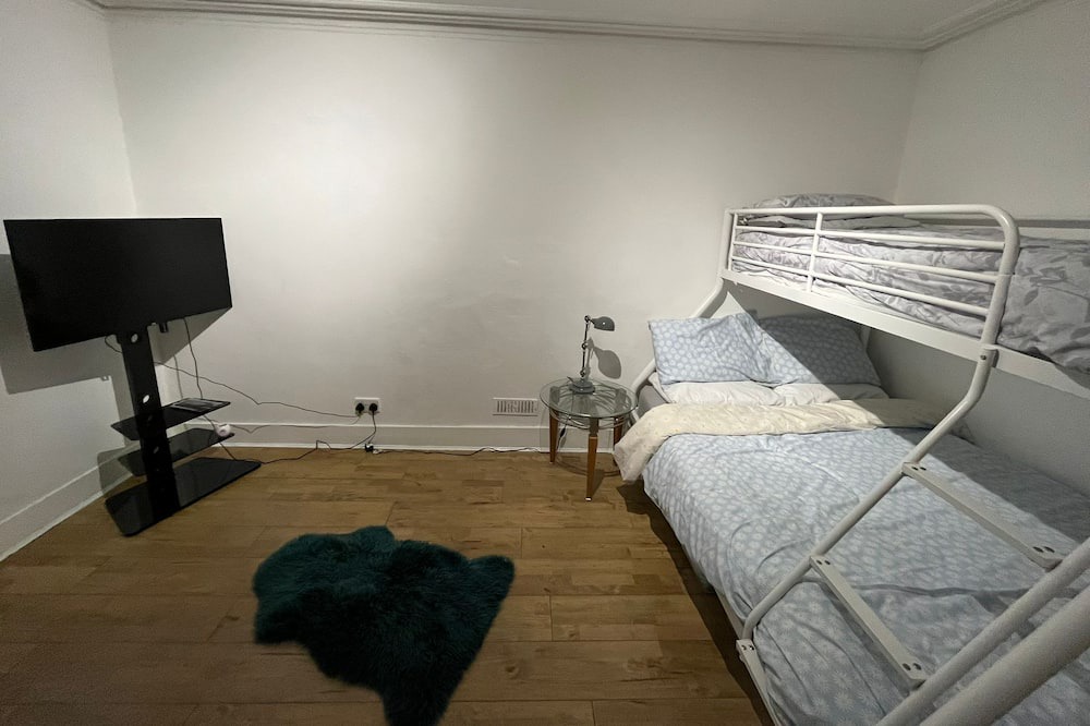 Photo of Bedroom in St Combs