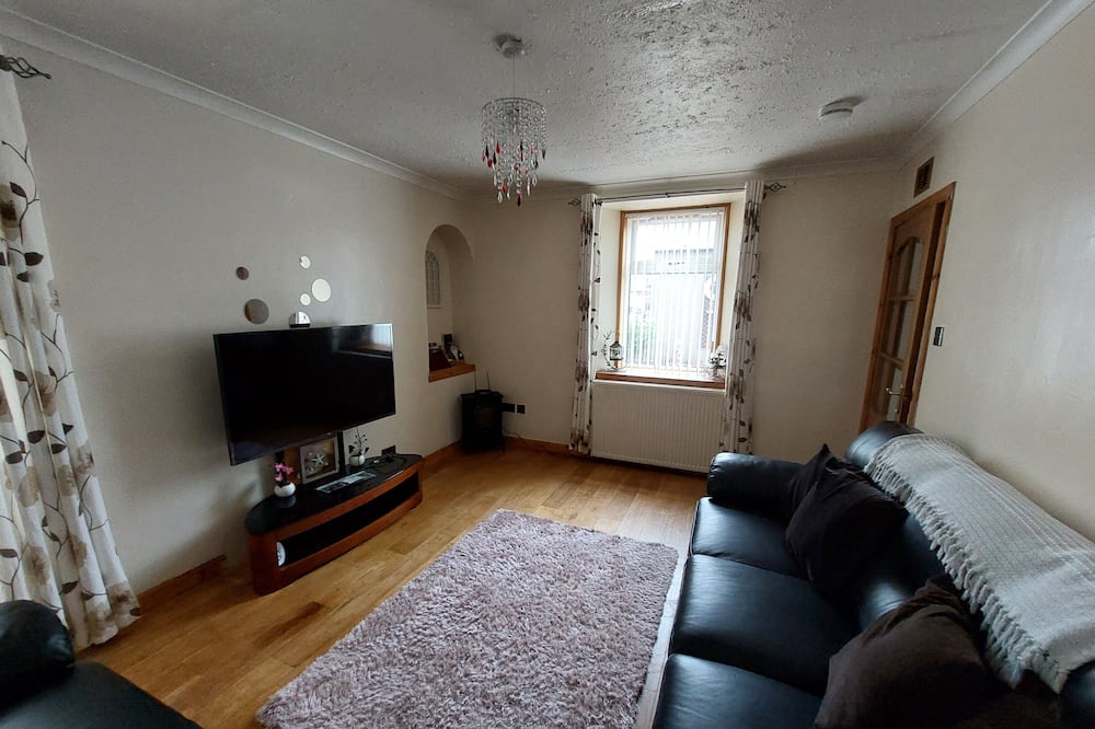 Photo of Livingroom in St Combs
