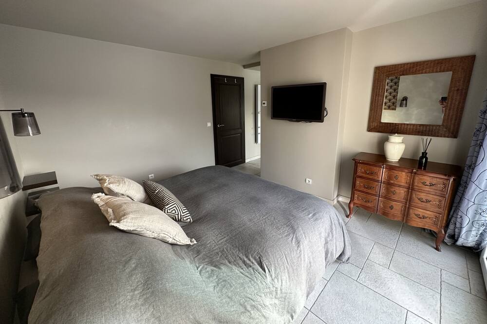 Photo of Bedroom in Fillinges