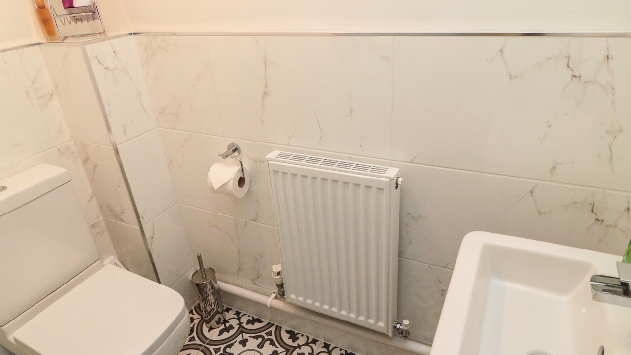 Photo of Bathroom in Belford