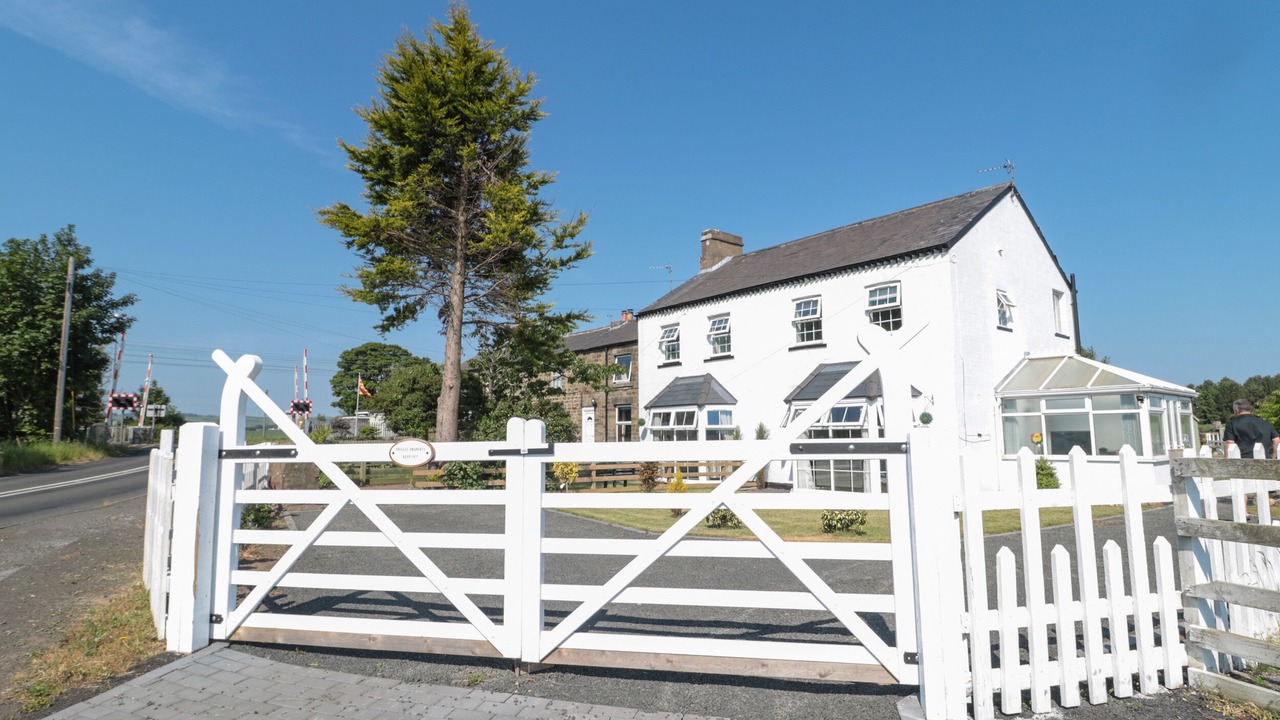 Photo of Outdoor in Belford