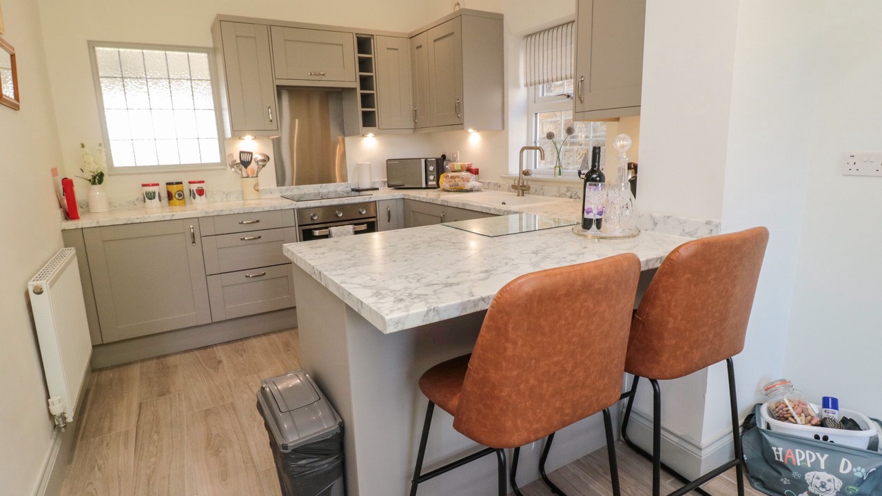 Photo of Others in Belford