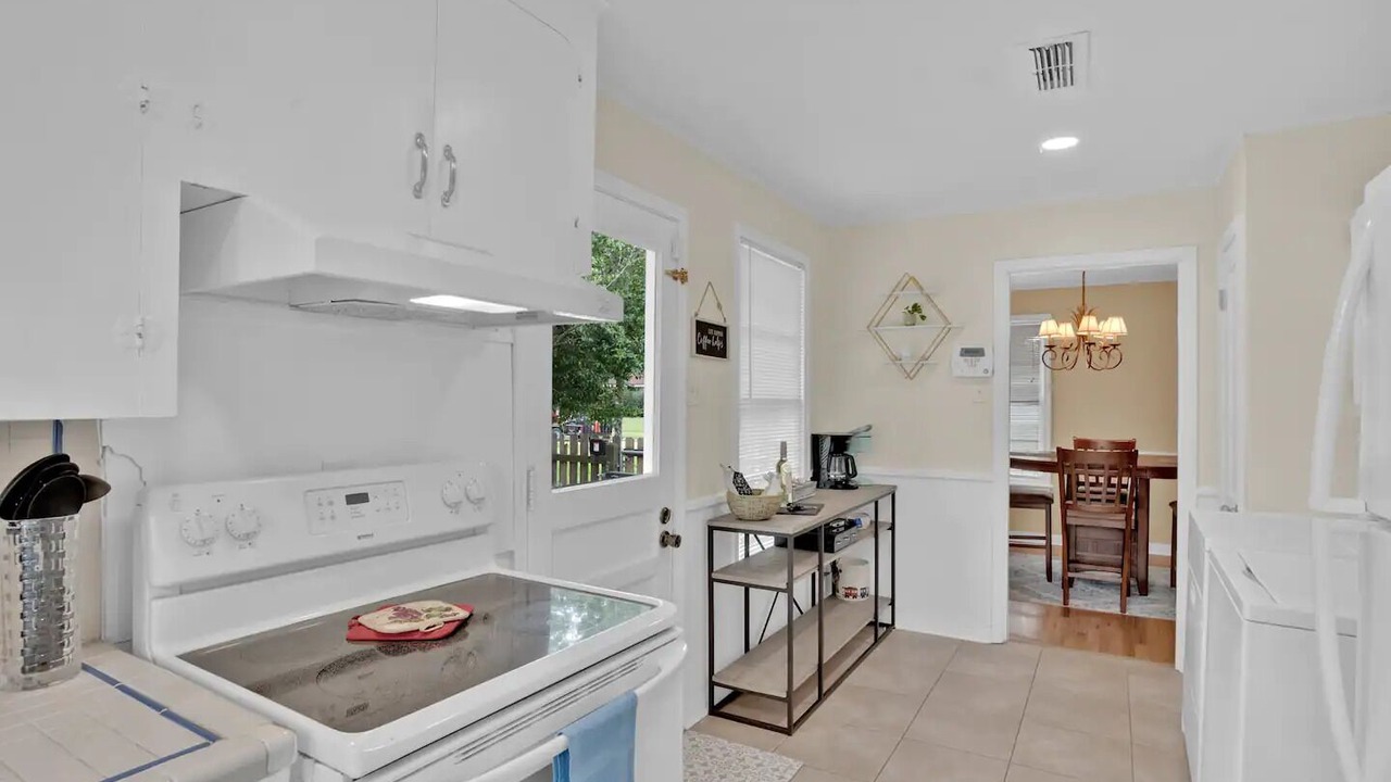 Photo of Kitchen in Broadmoor
