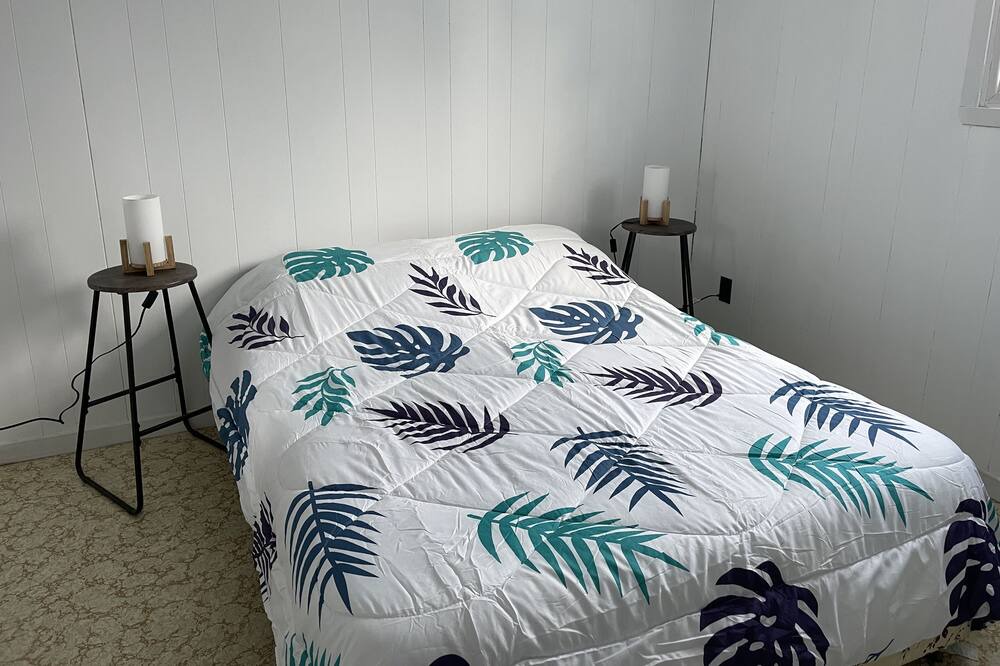 Photo of Bedroom in Notre-Dame-des-Neiges