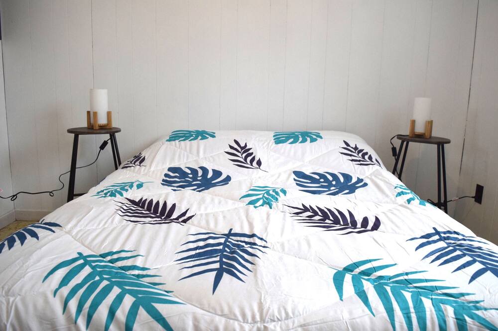 Photo of Bedroom in Notre-Dame-des-Neiges