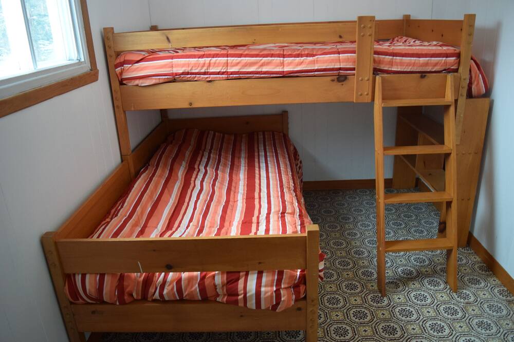 Photo of Bedroom in Notre-Dame-des-Neiges