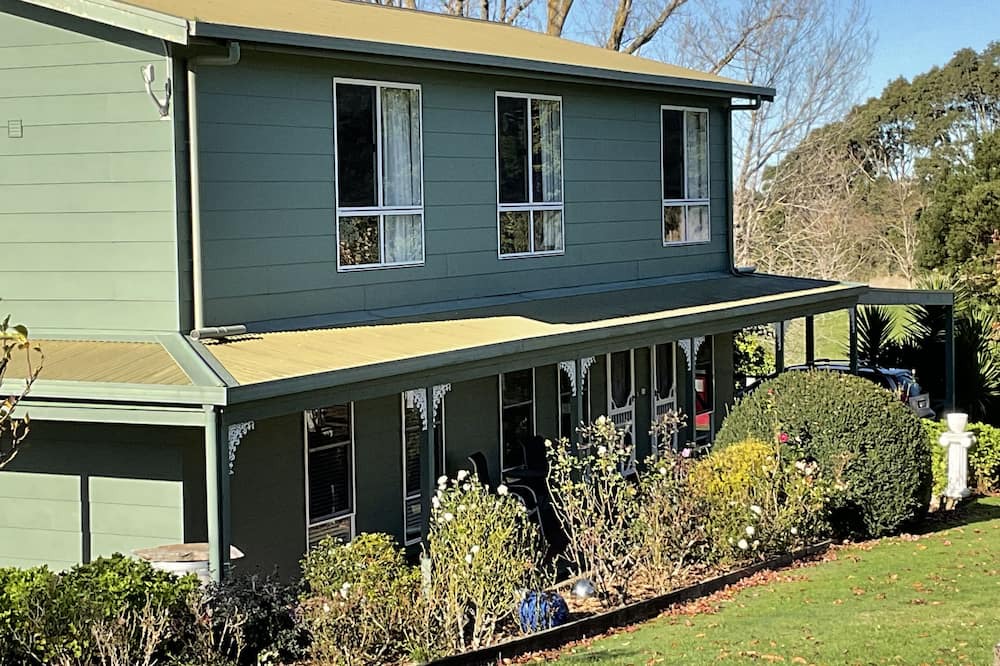 Photo of Outdoor in Bena