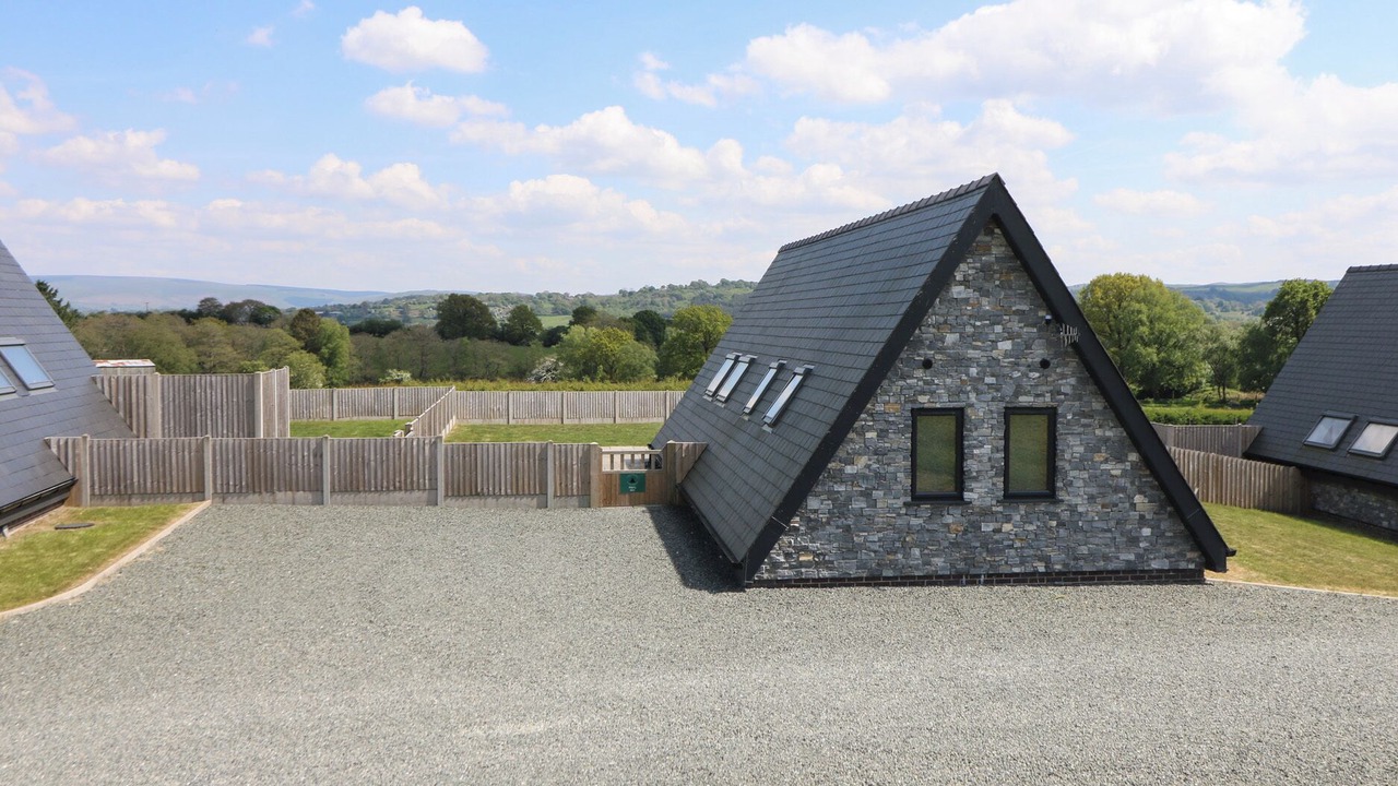 Photo of Others in Llanyre