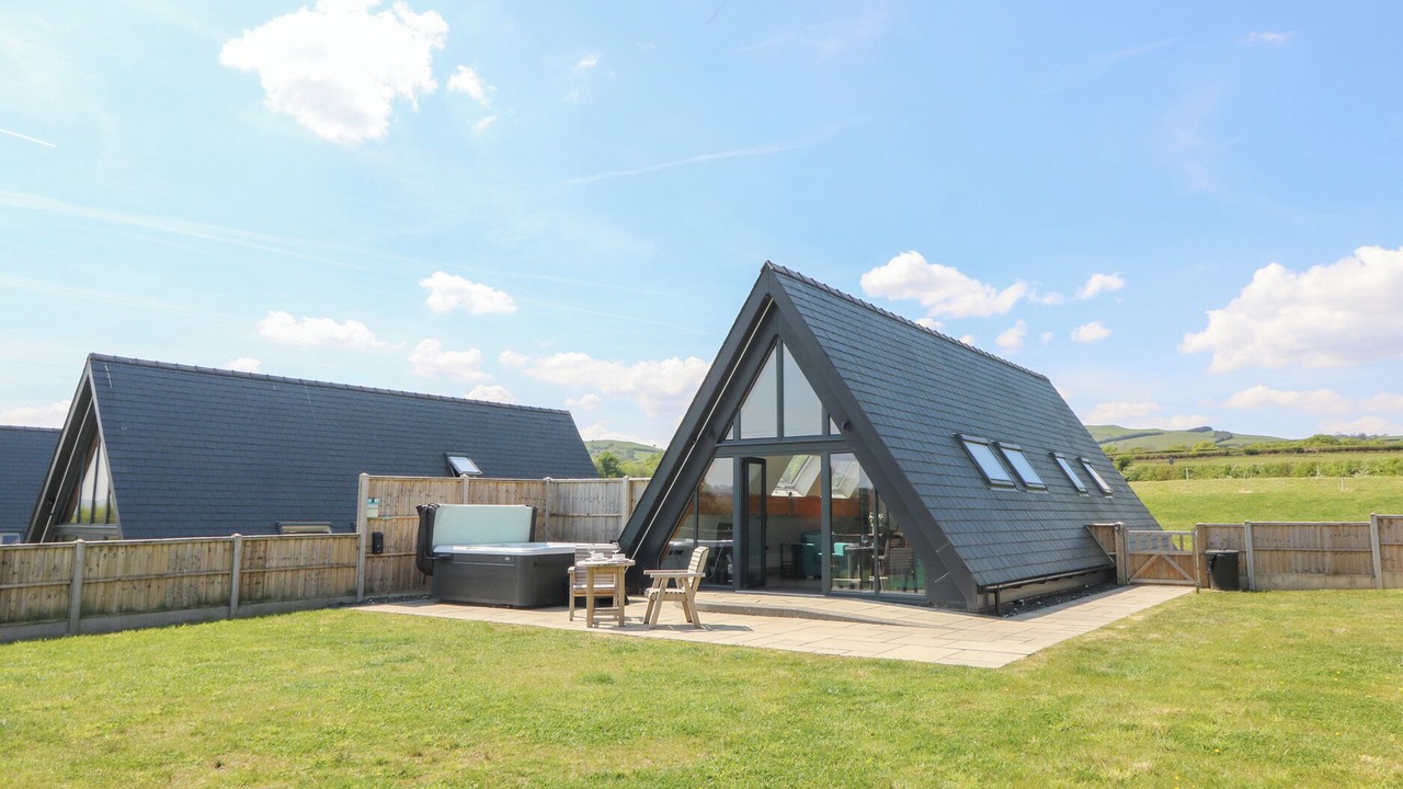 Photo of Others in Llanyre