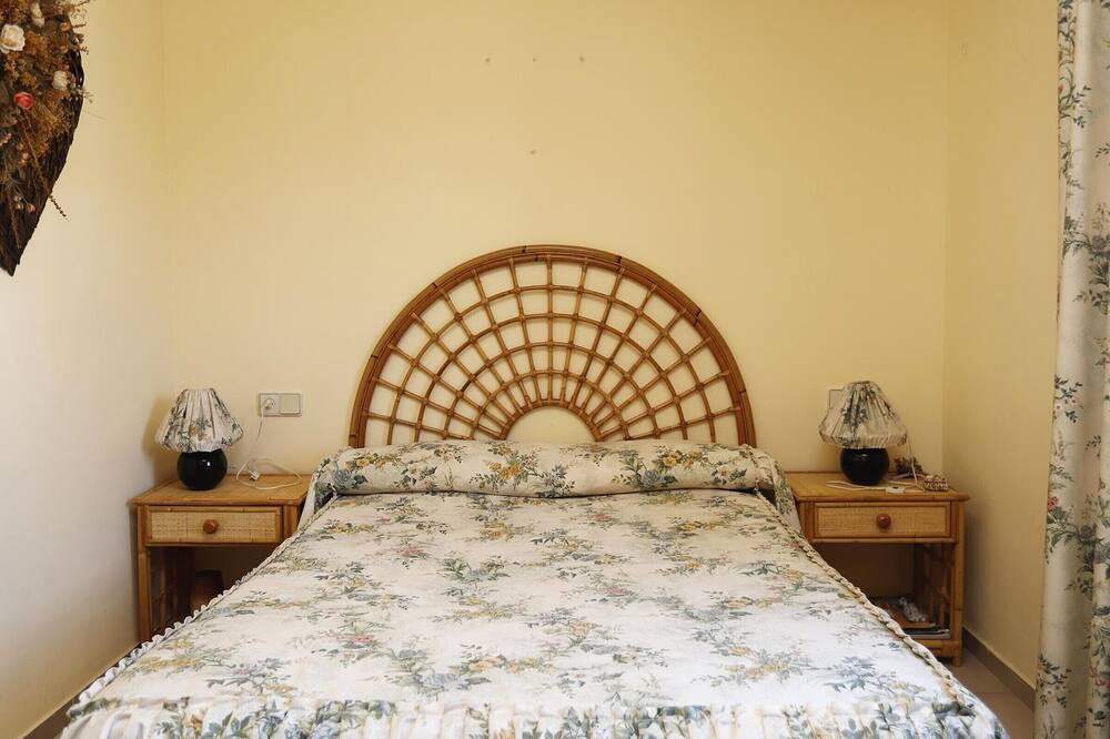 Photo of Bedroom in Torredembarra