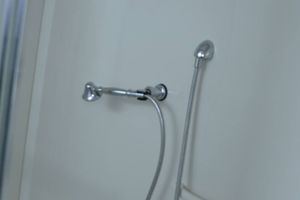 Photo of Bathroom in Palmyra