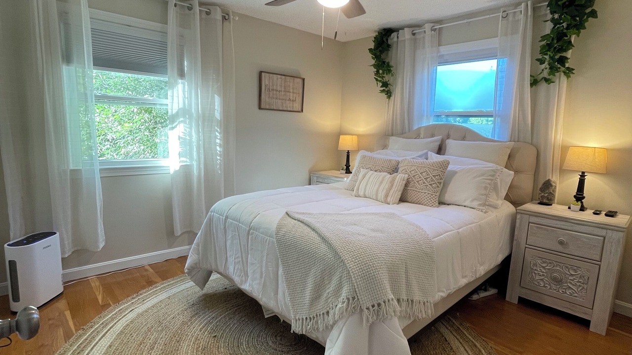 Photo of Others in Litchfield