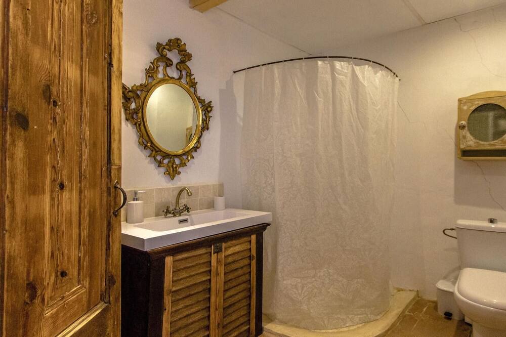 Photo of Bathroom in Vila-Rodona