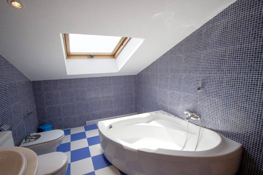 Photo of Bathroom in Torrelles de Llobregat