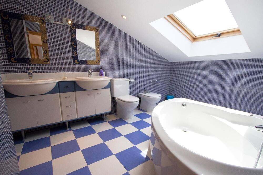 Photo of Bathroom in Torrelles de Llobregat